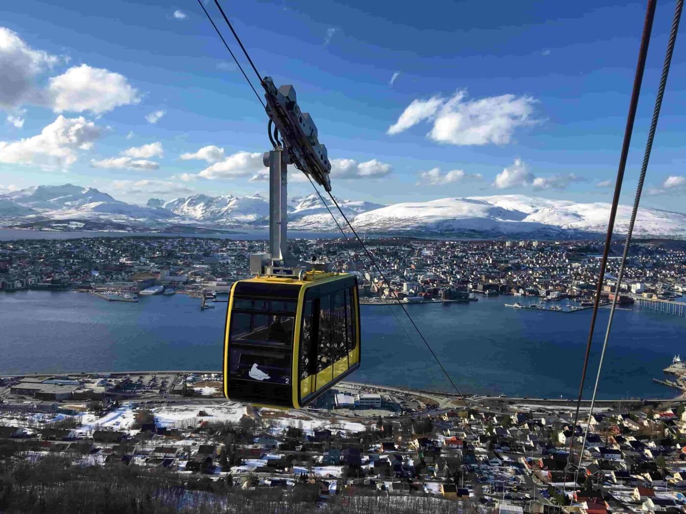 Panorama de Tromsø depuis les hauteurs de Fjellheisen.